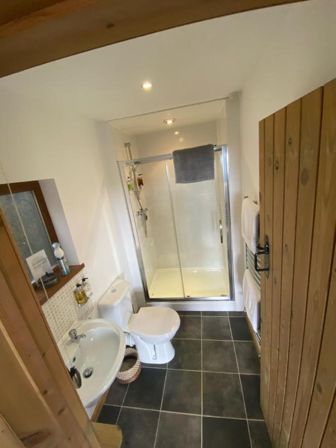 Swansea Log Cabin Pontardawe ภายนอก รูปภาพ
